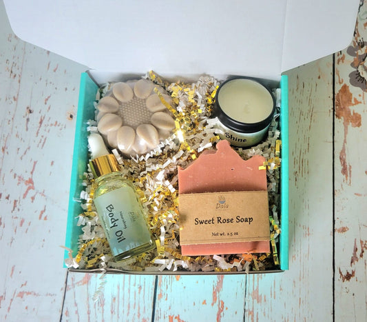 Rose & Serenity Deluxe Gift Box